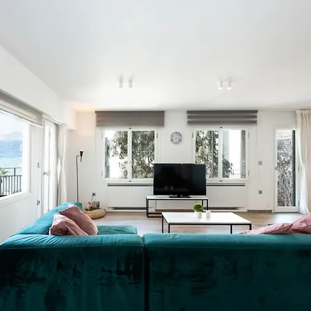 Zeus3 Front Appartment, 2 Bedroom Sea View * Athens